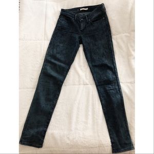 Levi’s 711 Skinny Jeans